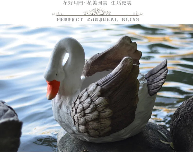 Garden Goose Fountain Statue Outdoor Animal Flower Pot Patio Flowing Ornaments Hotel Landscape Bonsai Display Rustic Planter