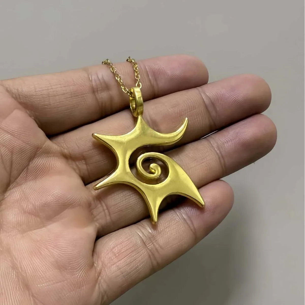 Y2K Retro Vortex Necklace For Women Man Fashion Party Rock Jewelry Accessory Gift Pentagram Vortex Sun Mysterious Hippie Choker