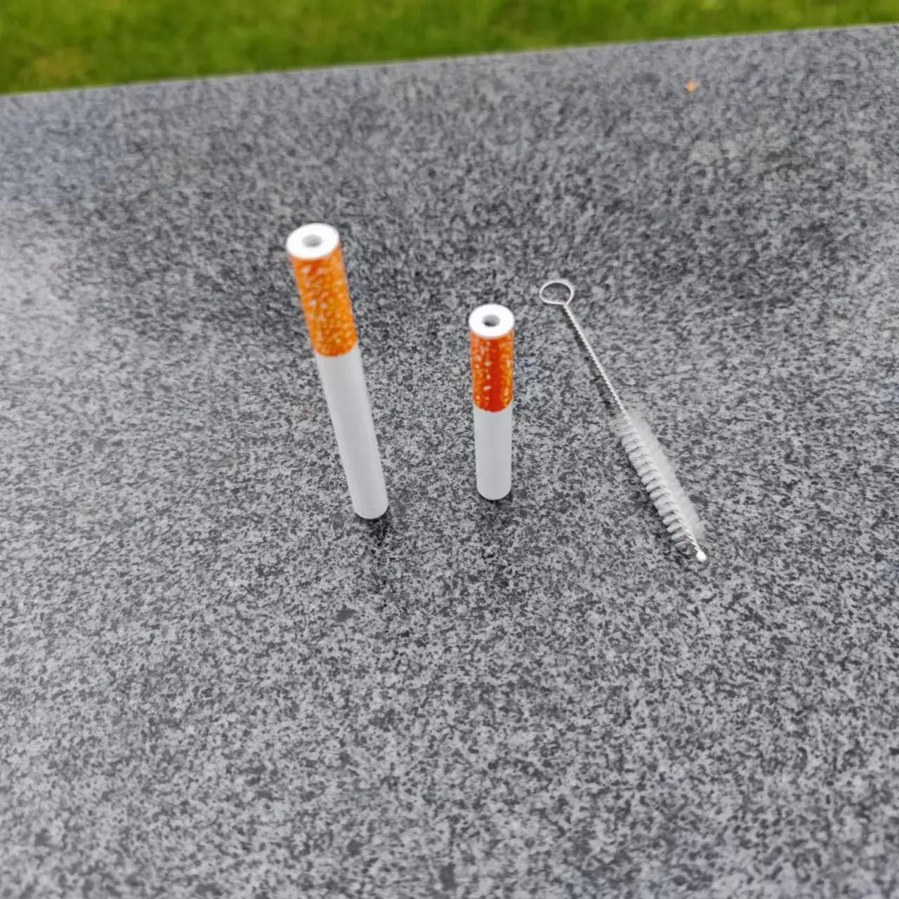 7.8cm/5.4cm 2 combination metal smoke pipes cigarette accessories. These three options are:54mm-78mm，2pcs 78mm，54mm.