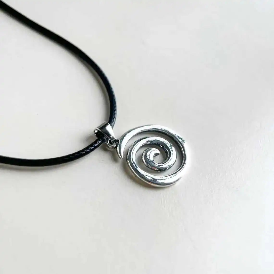 Y2K Retro Vortex Necklace For Women Man Fashion Party Rock Jewelry Accessory Gift Pentagram Vortex Sun Mysterious Hippie Choker