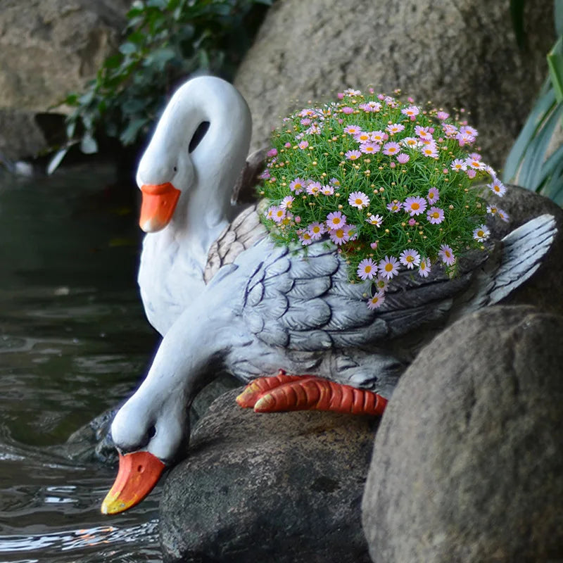 Garden Goose Fountain Statue Outdoor Animal Flower Pot Patio Flowing Ornaments Hotel Landscape Bonsai Display Rustic Planter