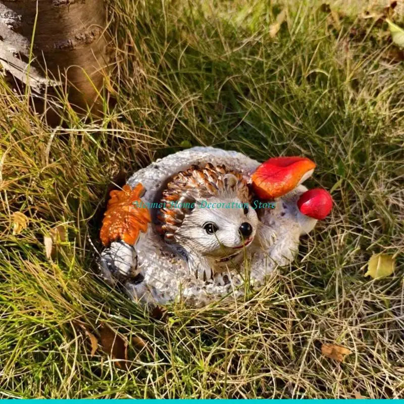 H7BF Hedgehog Figurine Hedgehog Garden Ornament Seasonal Holiday Decoration Resin Texture Suitable for Unique Home and Garden