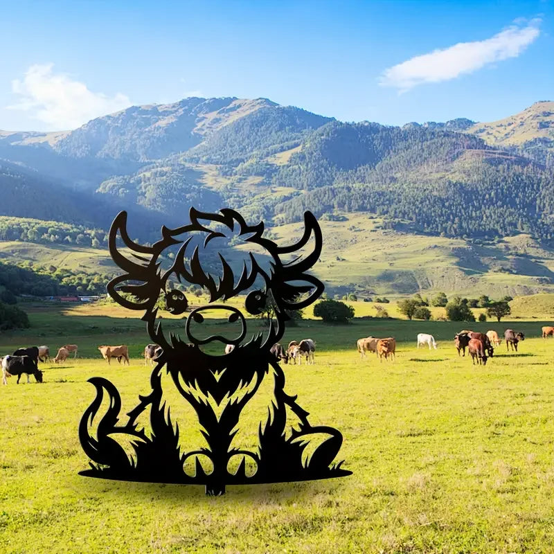 A Charming Highland Cow Garden Stake, Durable Cartoon Animal Garden Decoration, Rustic Cottage Metal Art, Spring Outdoor Decor