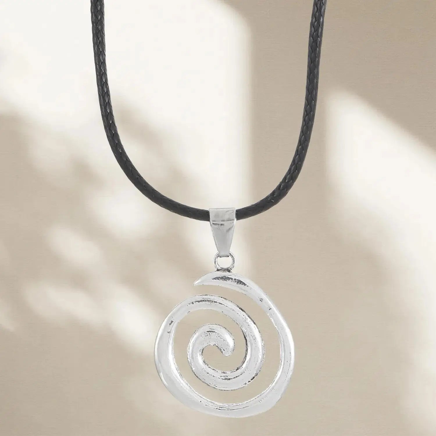Y2K Retro Vortex Necklace For Women Man Fashion Party Rock Jewelry Accessory Gift Pentagram Vortex Sun Mysterious Hippie Choker