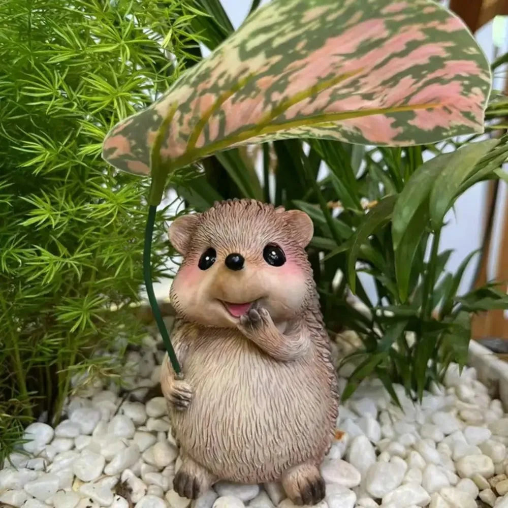 Cute Resin Leaf Umbrella Hedgehog Figurine Garden Hedgehog Statue Resin Animal  Sculpture Outdoor Garden Decor Ornament